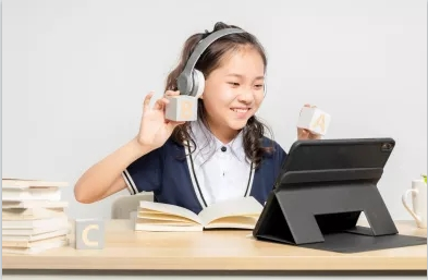 课优陪学官方版(优培优学)